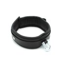Kiotos Leather Collar with Metal Shackle
