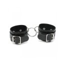 Rimba Leather Handcuffs with Ring Black
